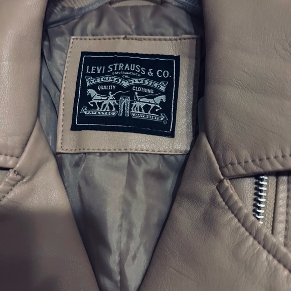 Levi’s Strauss Faux Tan Moto Jacket Size Small, Brand New , Never Worn - Picture 11 of 14